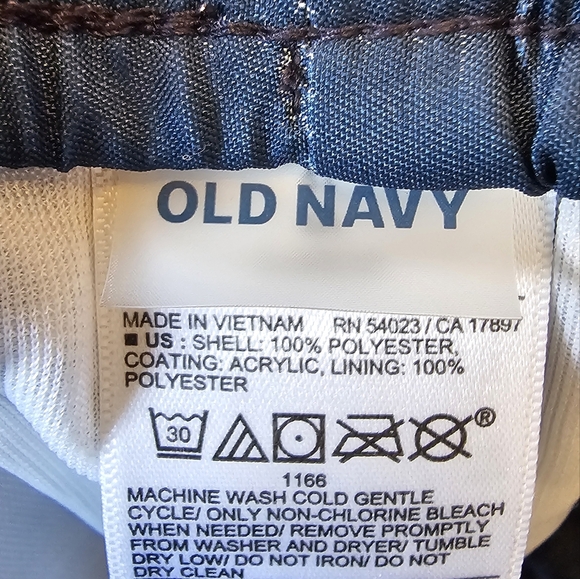 Old Navy Boys 4T Patriotic Swim Trunks - Picture 4 of 4